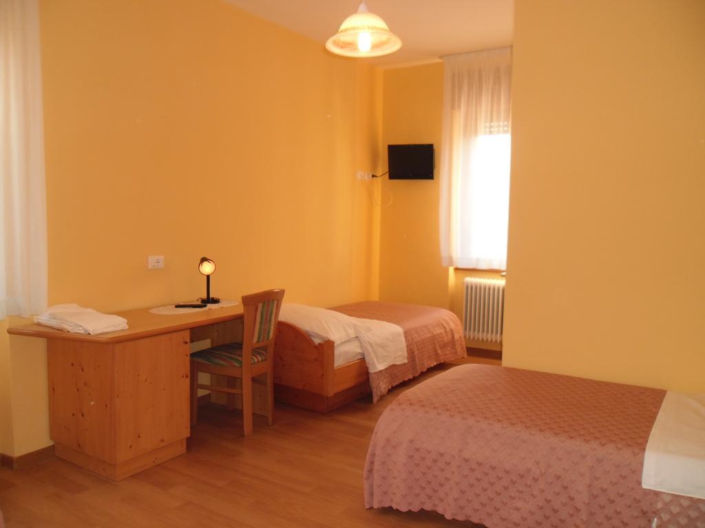 Hotel Cantaleone San Michele allʼAdige Quarto foto